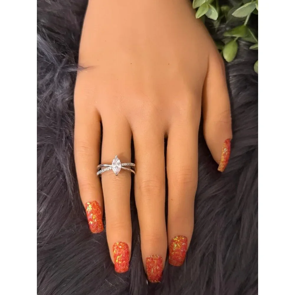 Teardrop Criss-Cross Design Cz Ring‎